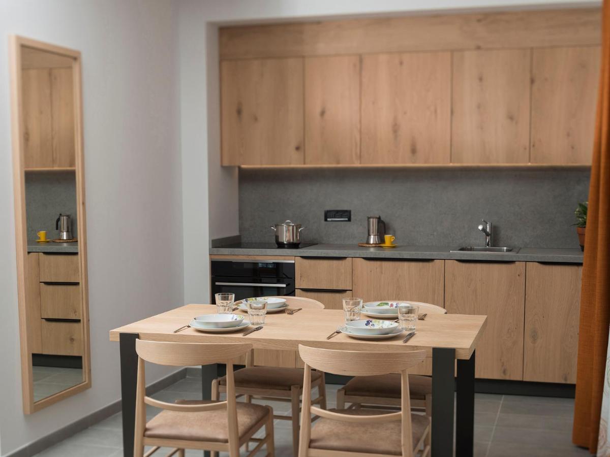 بيريوِل تْشيرفينيا Red Fox Lodge المظهر الخارجي الصورة
